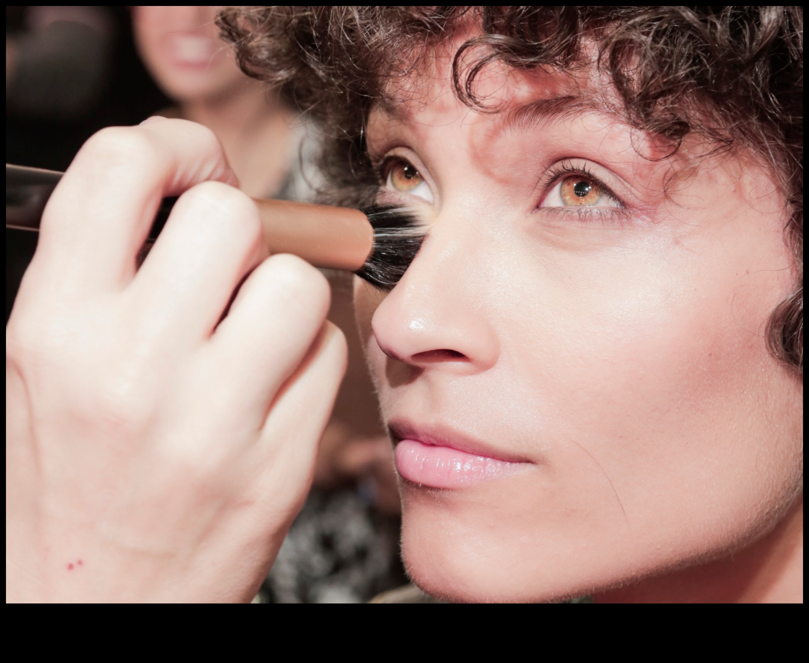 Bronzer and Concealing: Καμουφλάροντας τις ατέλειες για άψογη λάμψη