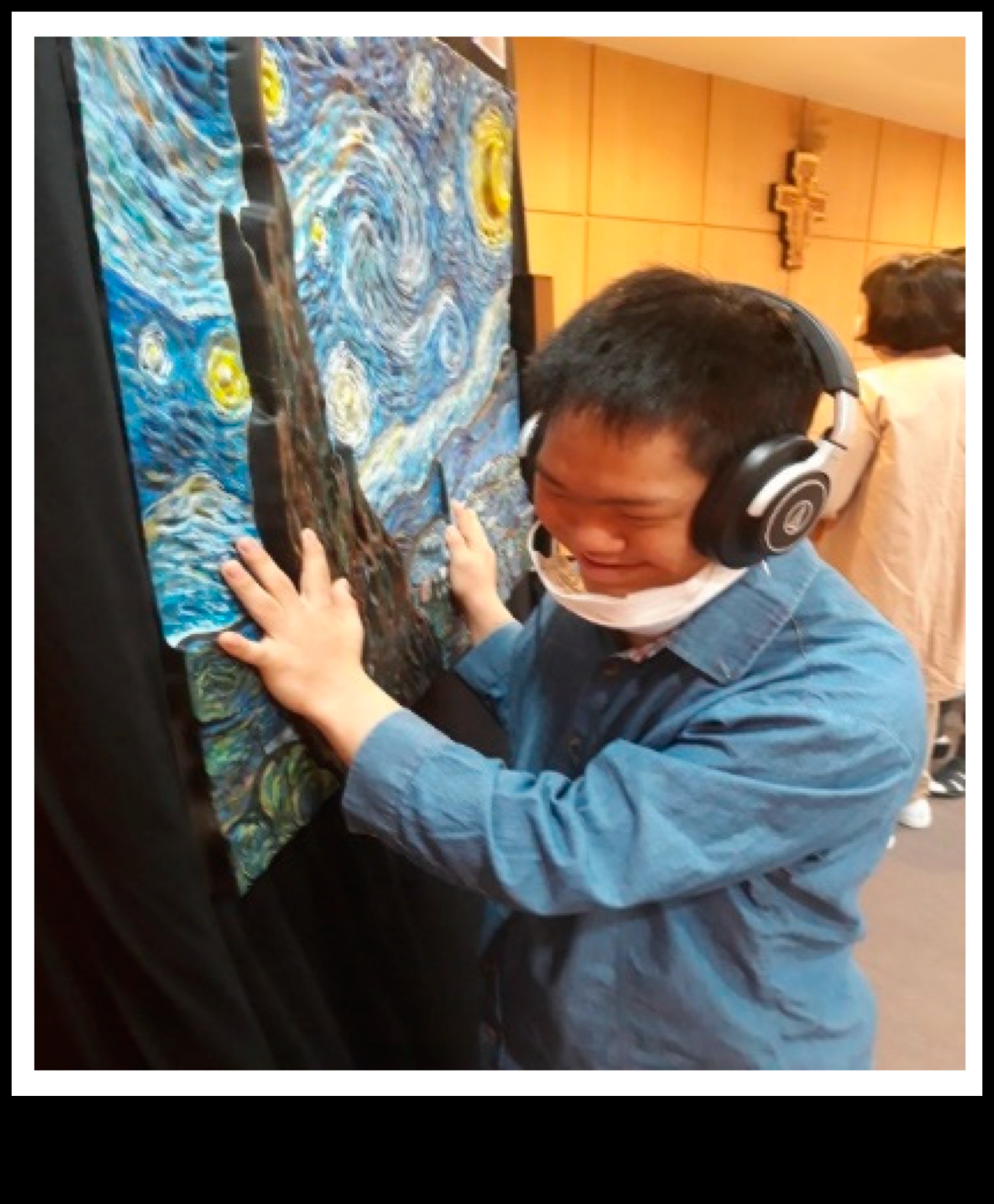 Αισθητηριακές εκπλήξεις Η πολυαισθητηριακή εμπειρία της σύγχρονης τέχνης 3 Αισθητηριακές εκπλήξεις: Η πολυαισθητηριακή εμπειρία της σύγχρονης τέχνης