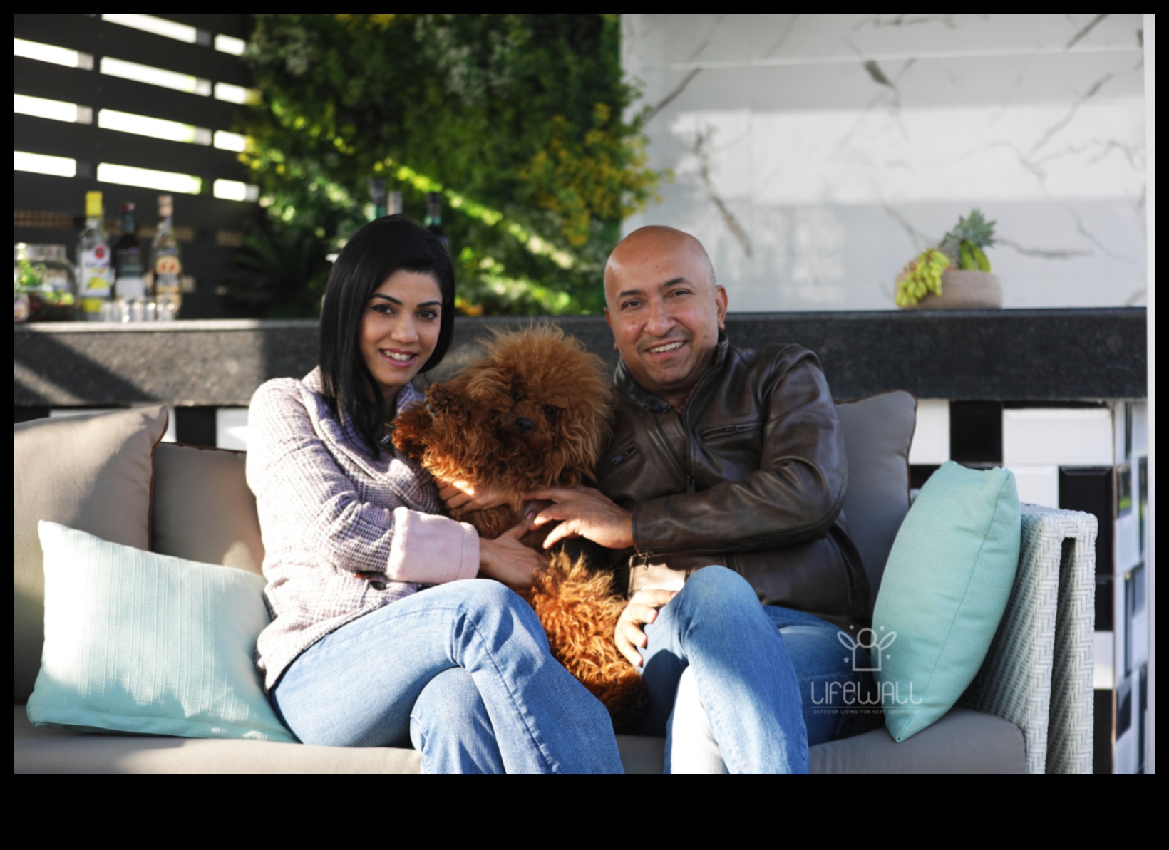 Sculpted Comfort: Craft ήρεμοι χώροι με έπιπλα εξωτερικού χώρου