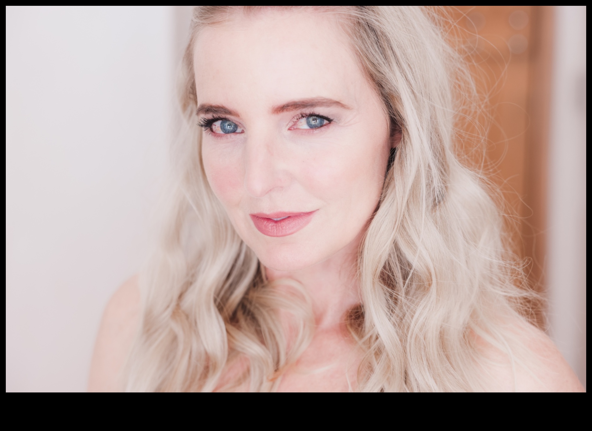 Glam makeup για όλες τις ηλικίες: Συμβουλές για ομορφιά που αψηφά την ηλικία