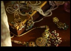 Aged Opulence Antique Jewelry’s Timeless Beauty