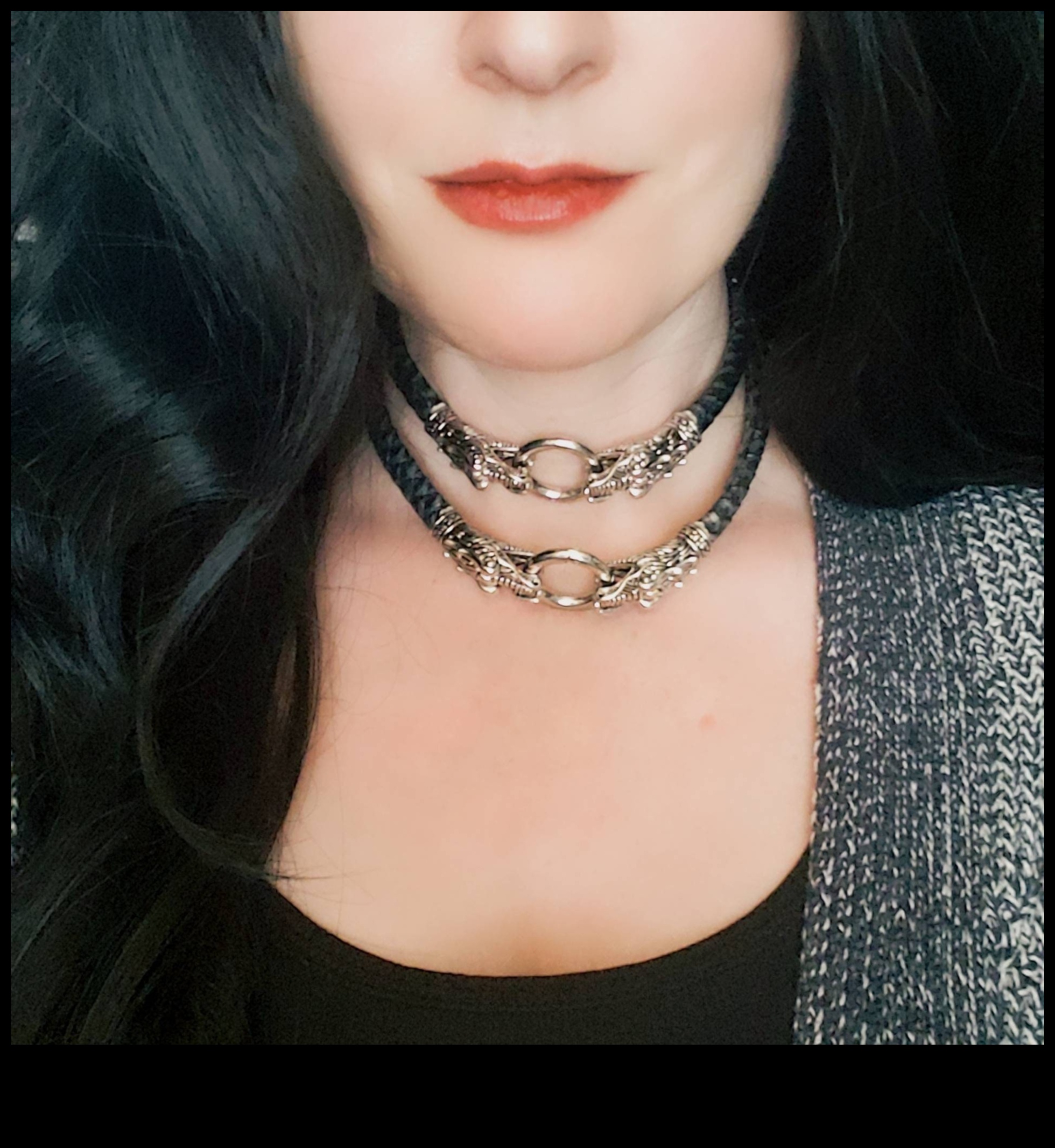 Λεπτή δήλωση Βελτιώστε την εμφάνισή σας με διακριτικά τσόκερ 1 Λεπτή δήλωση: Βελτιώστε την εμφάνισή σας με διακριτικά τσόκερ