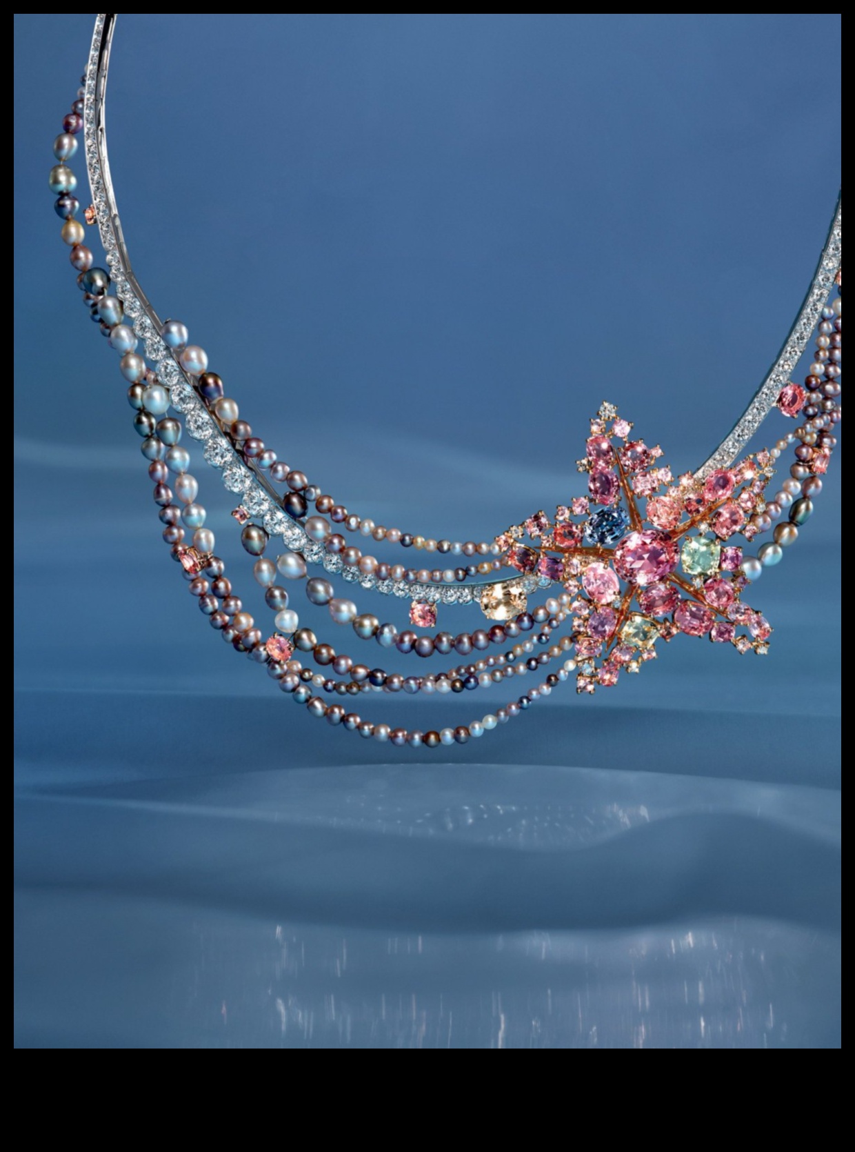 Φωτεινές Πέρλες Μια διαχρονική ομορφιά που δεν θα ξεφύγει ποτέ από τη μόδα 1 Φωτεινά μαργαριτάρια: Αγκαλιάστε τη λάμψη της διαχρονικής ομορφιάς